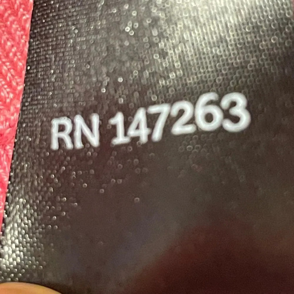 ELEVEN SIX Sian Colorblock Skirt in Sugar Pink and Geranium - Picture 10 of 12